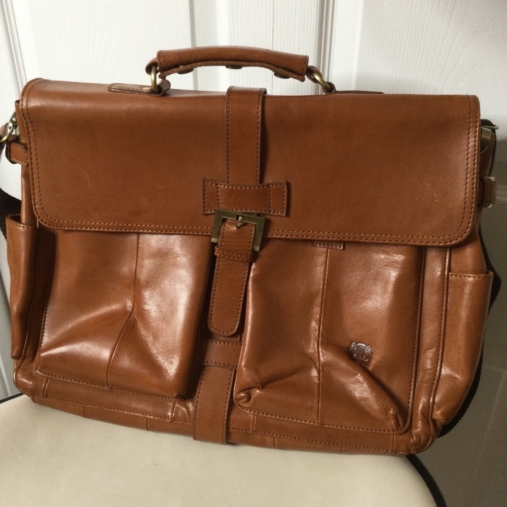 Classic tan leather messenger bag